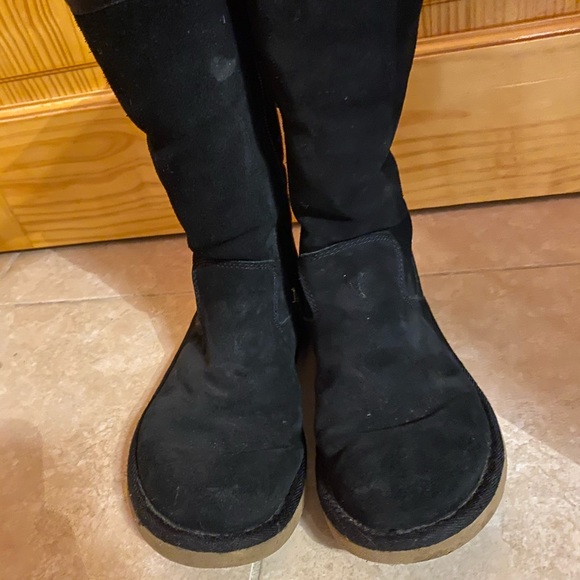 Boots - Picture 5 of 5